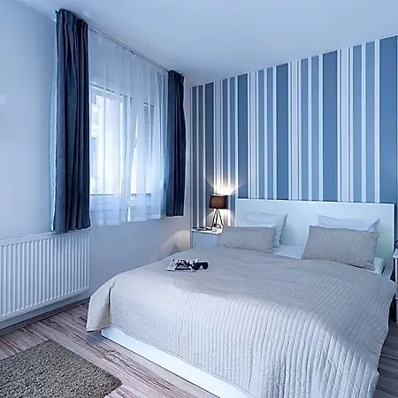 Vagabond Corvin Hotel 4*