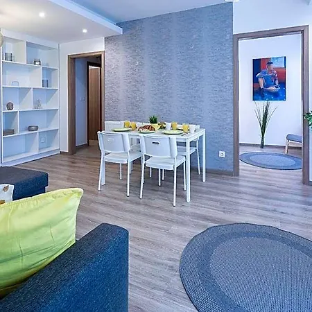 Vagabond Corvin Hotel 4*