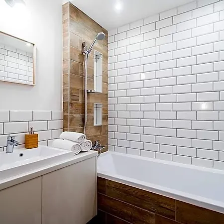 Vagabond Corvin Hotel 4*